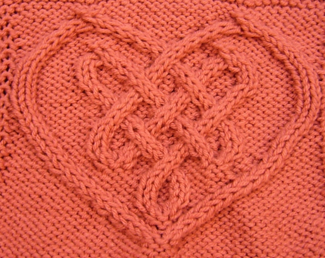 Ravelry Celtic Heart 2 pattern by Knitting (sometimes...)