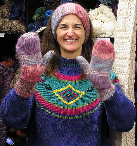 Easy Mittens and I-Cord Headband photo 2