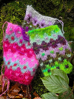 Ravelry: Dreamfetti pattern by Barbara Wolff