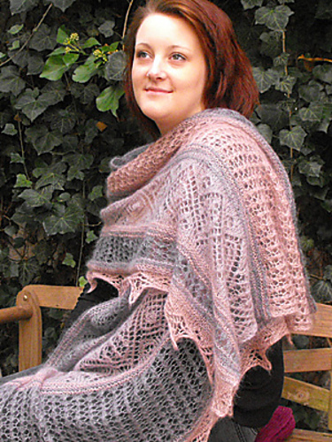 Ravelry: Stola / stole *DonnaRocco* pattern by Birgit Freyer