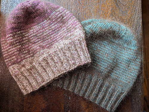 Ravelry: Restful Hat pattern by Julia Schwartz