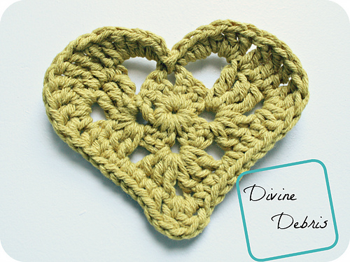Kylie Hearts photo 2