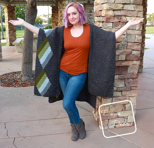 Ravelry: Diamonds Ruana pattern by Divine Debris