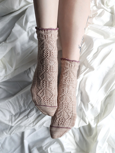 Shelly Socks