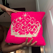Use this pattern to make a pillow