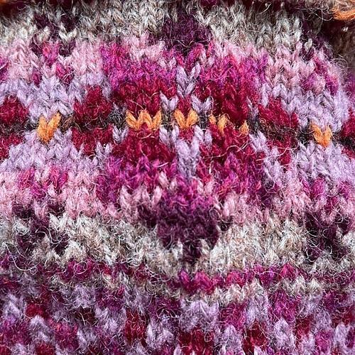 Ravelry Pink Kitchen hat pattern by Tracey Doxey