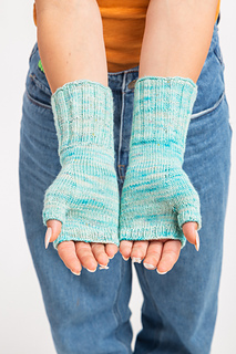 Shown in Smooshy Cashmere in She Sells Sea Shells
