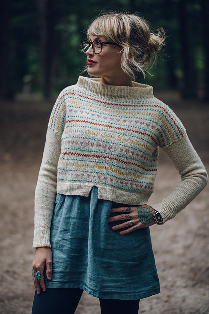 Heartstrings Crop pattern by Andrea Mowry