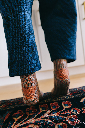 Bear Paw Sokker - Andrea Mowry