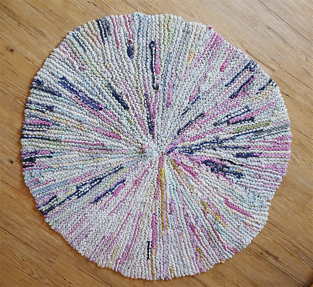 Ravelry The Round Knitted Rug pattern by Donna Druchunas & Ava Coleman