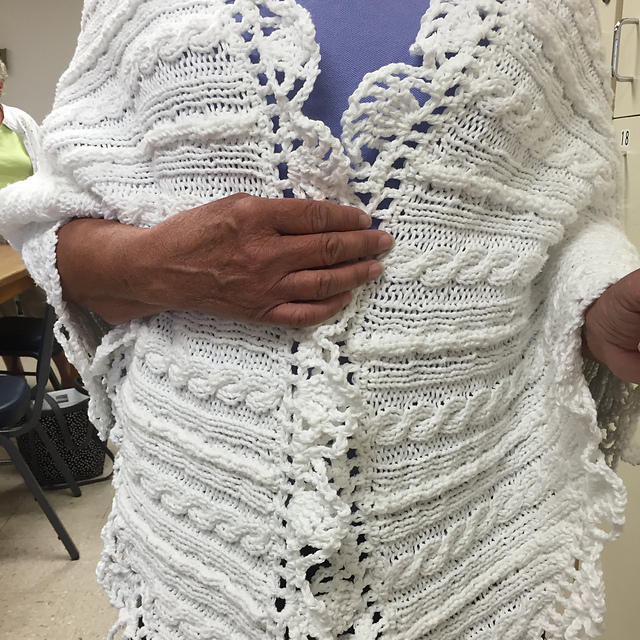 reversible cabled rib shawl
