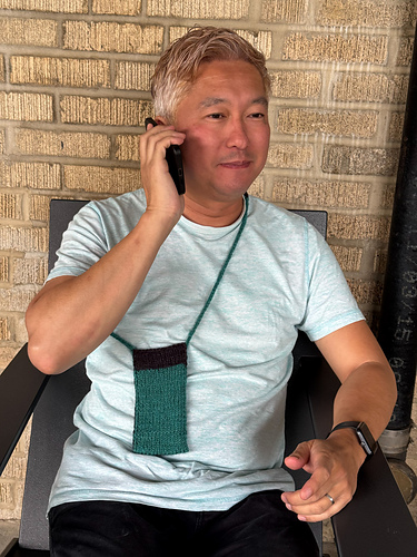 Double-Knit Phone Pouch photo 2