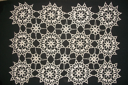 Candleglow Tablecloth #7645 photo 1