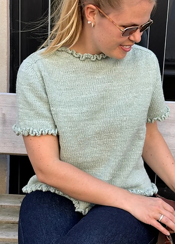 Easy Ruffle Tee