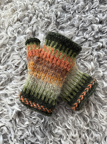 Colour Swatch Mitts photo 2