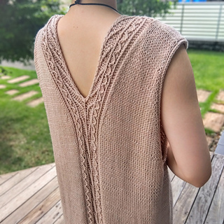 Size 3 gilet, IRODORI YARN - Wool Cotton DK
(212m [232 yds]/ 100g) 4 (4, 5) (5, 5, 6) skeins