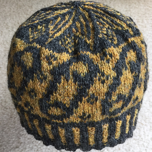 Ravelry Safety Pin Beanie pattern by Evelyn A. Clark