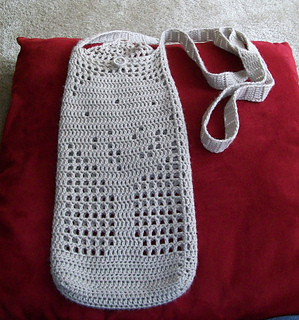 Ravelry: Oak tree filet purse pattern by Carolyn Sawyer