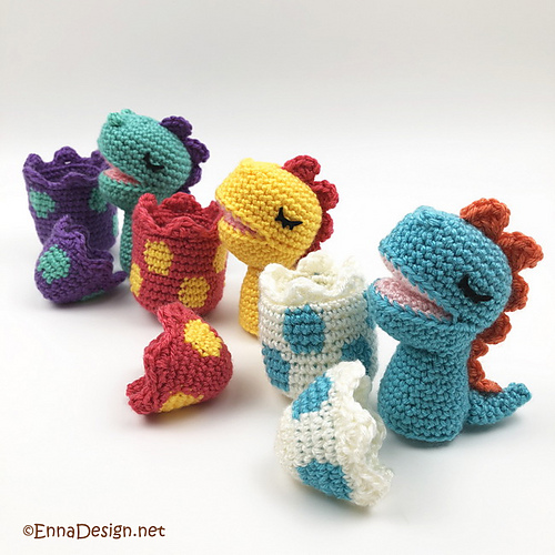 Ravelry: Baby Dinosaur Hatching Egg pattern by Enna Design
