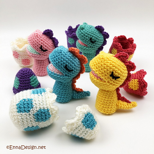 Ravelry: Baby Dinosaur Hatching Egg pattern by Enna Design