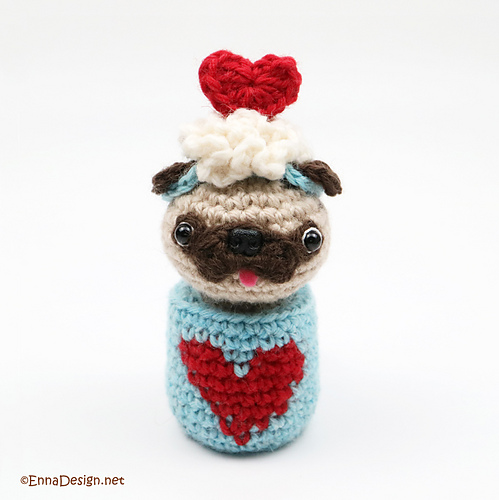 Ravelry: Valentine Pug in a Mug pattern by Enna Design