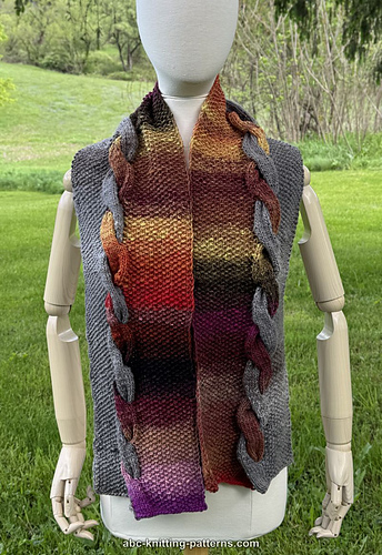Two-Color Cable Scarf