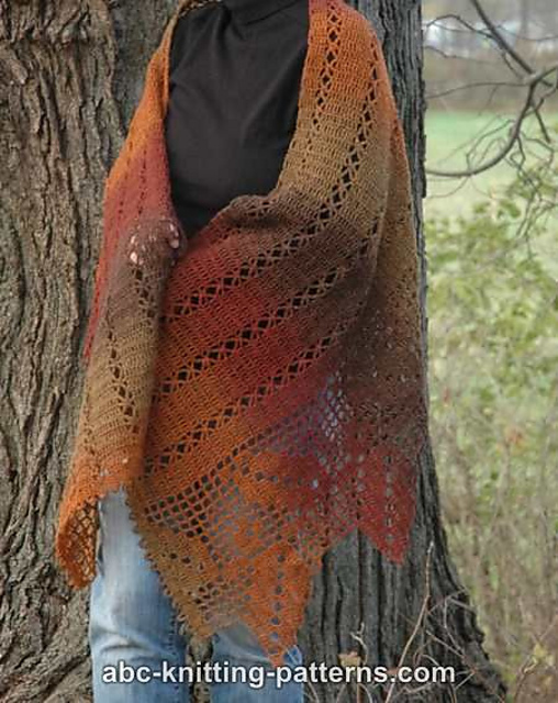 Ravelry Autumn Leaves Filet Shawl pattern by Elaine Phillips