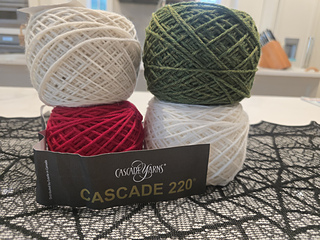 Beautiful Cascade 220 colors recommend in pattern.