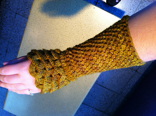 Dragon Crocodile Stitch Wristwarmer 다른 모습 3