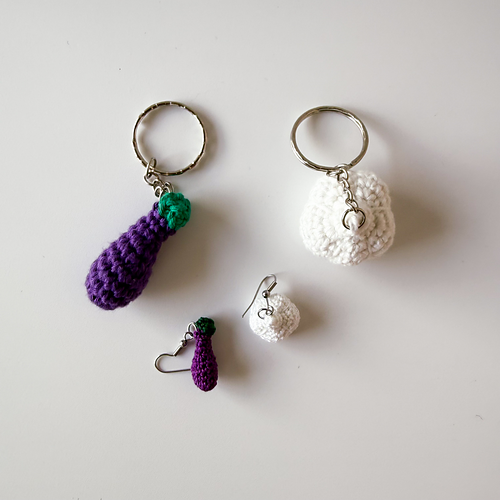 Ravelry: Aubergine Garlic Earring Keychain pattern by Eleonora Cugini ...