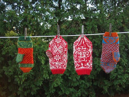 Garden Gnome Mittens photo 1