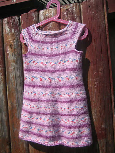 A simple seamless dress photo 1
