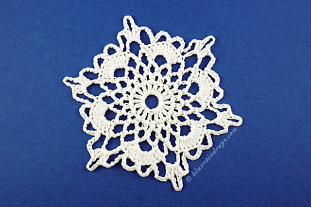 Snowflake motif 183