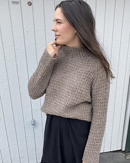 Worn with 15cm/6” ease at body and no positive ease at sleeve