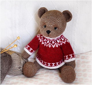Christmas Teddy Bear Cardigan Small