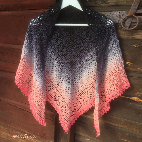 Fields of Whirl Shawl photo 1