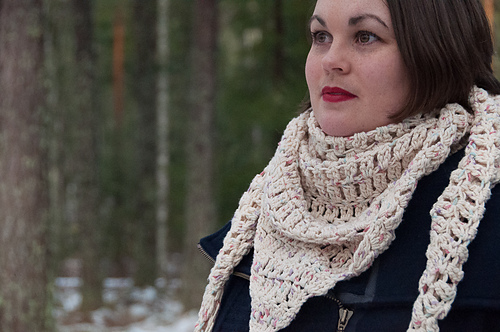 Actus Shawl photo 9