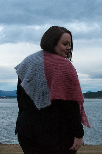 Light Like A Feather Shawl photo 11