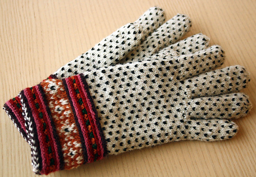 Gloves from Muhu Island