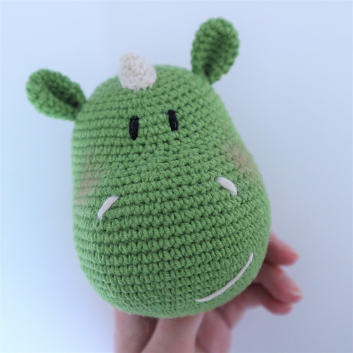 Ravelry Dragon Stacking Rings toy pattern by Svetlana Golova