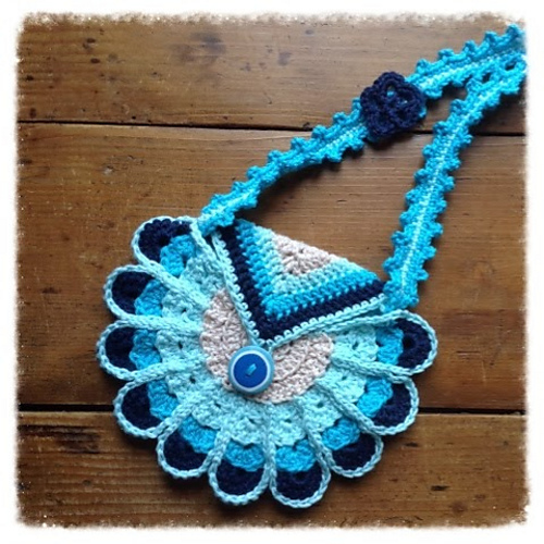 Peacock Bag photo 3