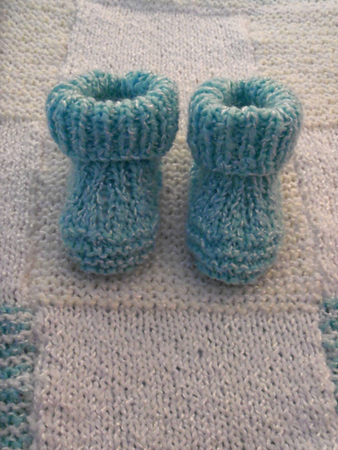 Preemie Garter Stitch Set photo 2