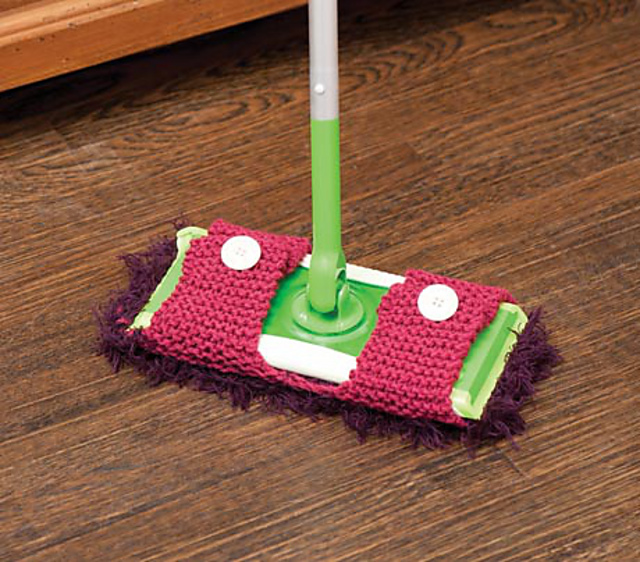 Ravelry Dust Mop Cover pattern by Marina Salume