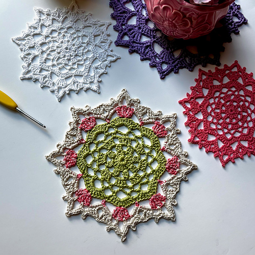 Spring Snowflake Mini Doily photo 3