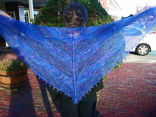 Ravelry: Early Autumn pattern by Victoria Myers