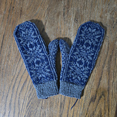Back side of mittens, before blocking