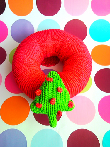 Christmas tree ornament & ring toy photo 4