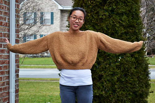 Cropped Boatneck Sweater - GirlMeetsYarn