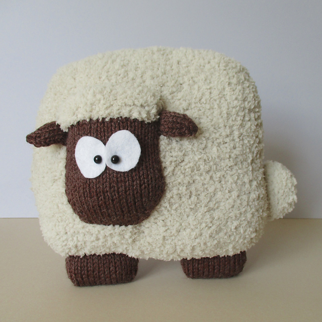 Ravelry Sheep Cushion Pattern By Amanda Berry