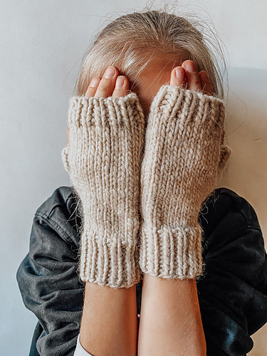 Cozy and lazy mitts 다른 모습 3